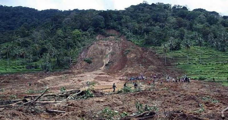 ইন্দোনেশিয়ায় ভূমিধসে প্রাণহানি, অন্তত দুজন নিহত